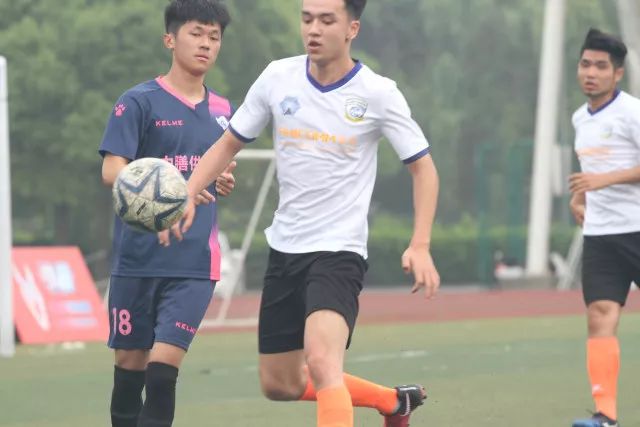 曝拜仁希望将巴萨淘汰出欧冠 以报复巴萨和莱万